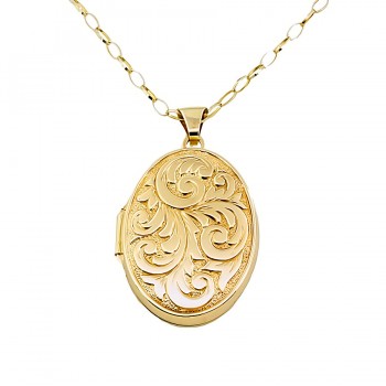 9ct gold 4.2g 18 inch Locket with chain